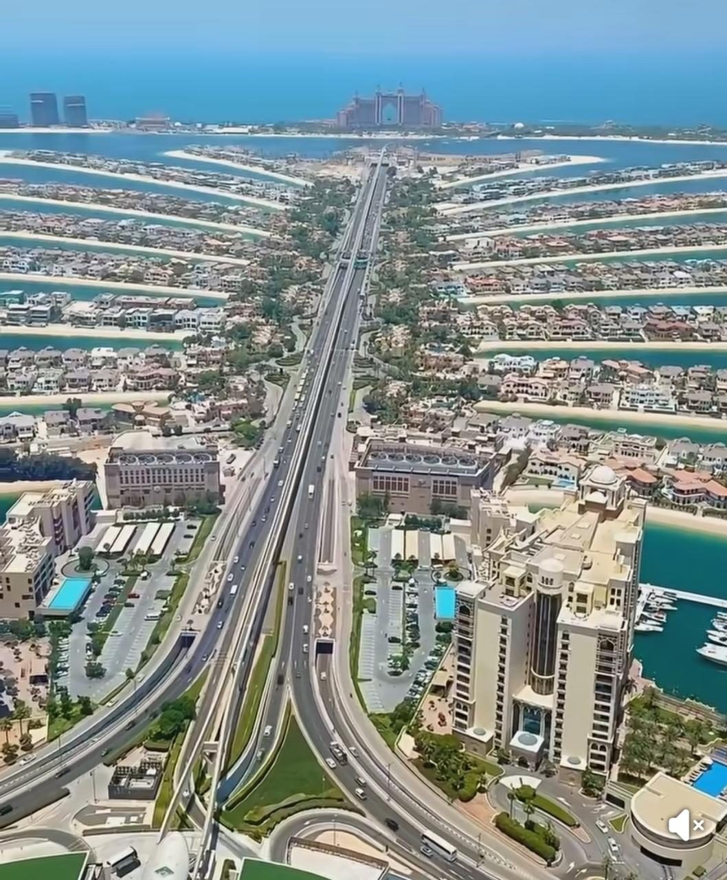 Aerial view of Palm Jumeirah, Dubai